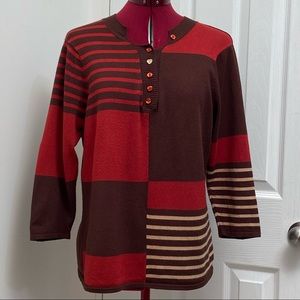 Option Elle women red colour block 3/4 sleeves pullover top. Size L. Pre-owned.